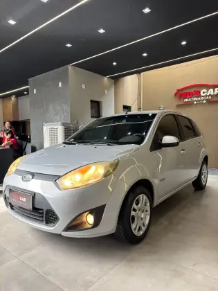 FORD FIESTA 1.6 ROCAM HATCH 8V FLEX 4P MANUAL