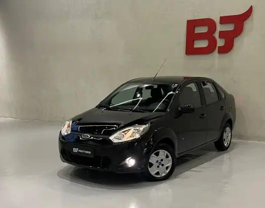 FORD FIESTA 1.6 ROCAM SE SEDAN 8V FLEX 4P MANUAL