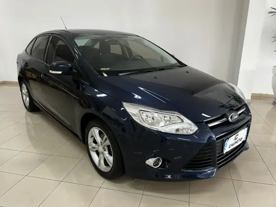 FORD FOCUS 2.0 SE SEDAN 16V FLEX 4P POWERSHIFT FORD FOCUS 2.0 SE SEDAN 16V FLEX 4P POWERSHIFT
