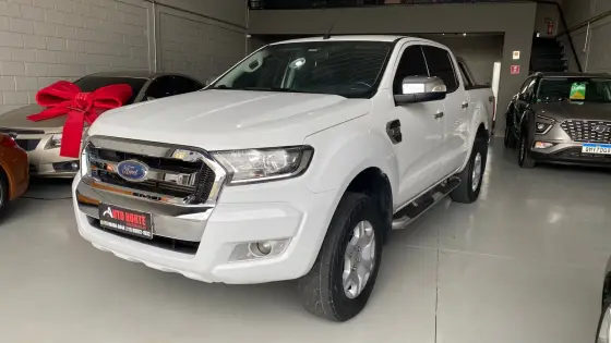 FORD RANGER 3.2 XLT 4X4 CD 20V DIESEL 4P AUTOMÁTICO