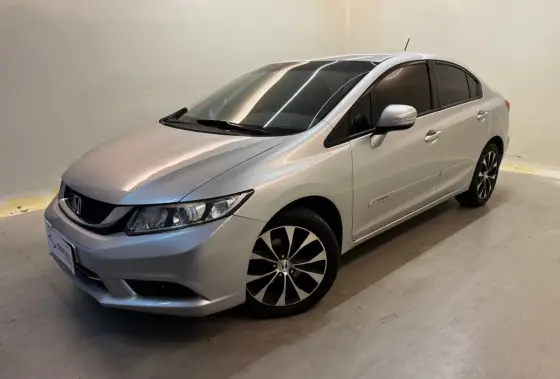 HONDA CIVIC 2.0 LXR 16V FLEX 4P AUTOMÁTICO HONDA CIVIC 2.0 LXR 16V FLEX 4P AUTOMÁTICO