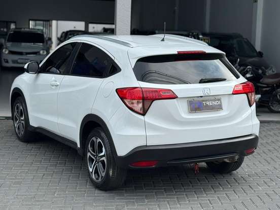 HONDA-HR-V-2015