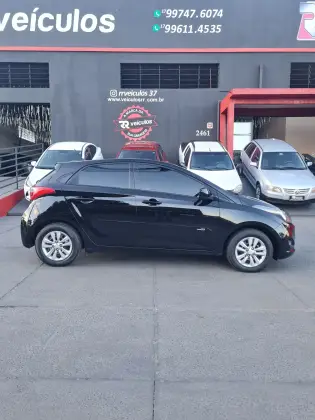 HYUNDAI HB20 1.0 COMFORT PLUS 12V FLEX 4P MANUAL