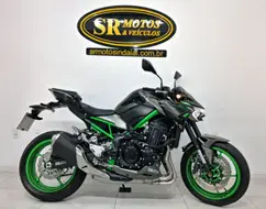 KAWASAKI Z900 KAWASAKI Z900