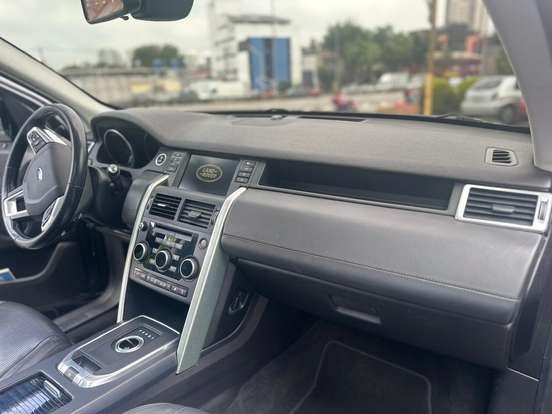 LAND ROVER-DISCOVERY SPORT-2016