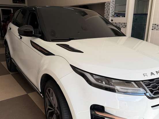 LAND ROVER-RANGE ROVER EVOQUE-2.0 P250 FLEX R-DYNAMIC SE AWD AUTOMÁTICO LAND ROVER-RANGE ROVER EVOQUE-2020