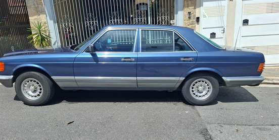 MERCEDES-BENZ-280 SE-1984