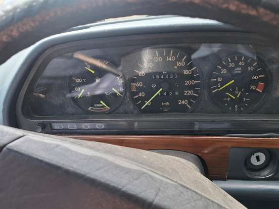 MERCEDES-BENZ-280 SE-2.8 6 CILINDROS GASOLINA 4P AUTOMÁTICO MERCEDES-BENZ-280 SE-1984
