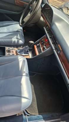 MERCEDES-BENZ-280 SE-1984