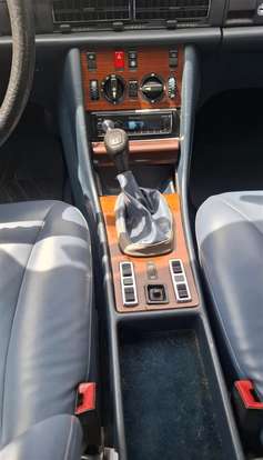 MERCEDES-BENZ-280 SE-1984