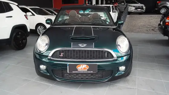 MINI COOPER 1.6 S JOHN COOPER WORKS 16V TURBO GASOLINA 2P AUTOMATICO MINI COOPER 1.6 S JOHN COOPER WORKS 16V TURBO GASOLINA 2P AUTOMATICO