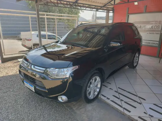 MITSUBISHI OUTLANDER 2.0 16V GASOLINA 4P AUTOMÁTICO MITSUBISHI OUTLANDER 2.0 16V GASOLINA 4P AUTOMÁTICO