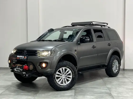 MITSUBISHI PAJERO 3.5 HPE 4X4 7 LUGARES V6 24V FLEX 4P AUTOMÁTICO