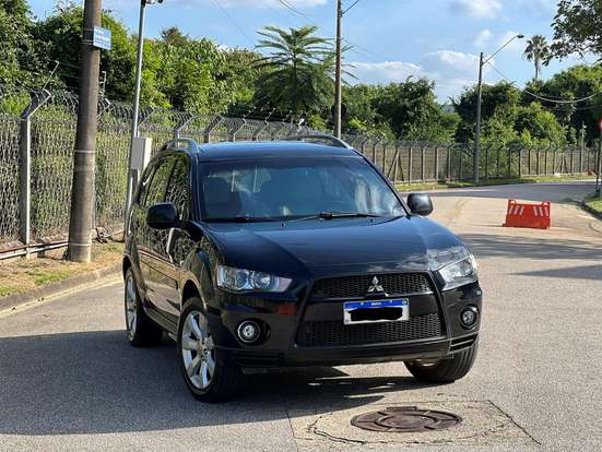 MITSUBISHI-OUTLANDER-3.0 4X4 V6 24V GASOLINA 4P AUTOMÁTICO MITSUBISHI-OUTLANDER-2009