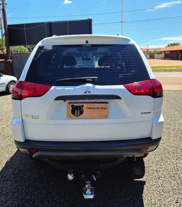 MITSUBISHI-PAJERO-2016