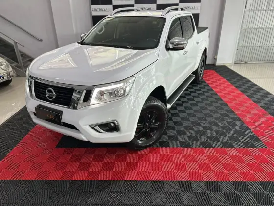 NISSAN FRONTIER 2.3 16V TURBO DIESEL LE CD 4X4 AUTOMÁTICO