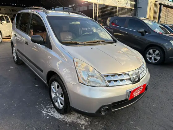 NISSAN LIVINA 1.6 SL 16V FLEX 4P MANUAL