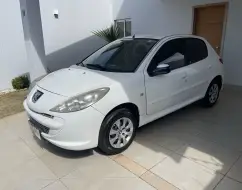 PEUGEOT 207 1.4 XR 8V FLEX 4P MANUAL PEUGEOT 207 1.4 XR 8V FLEX 4P MANUAL