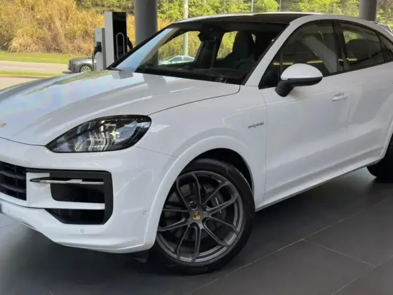 PORSCHE CAYENNE 3.0 V6 E-HYBRID COUPÉ AWD TIPTRONIC S PORSCHE CAYENNE 3.0 V6 E-HYBRID COUPÉ AWD TIPTRONIC S