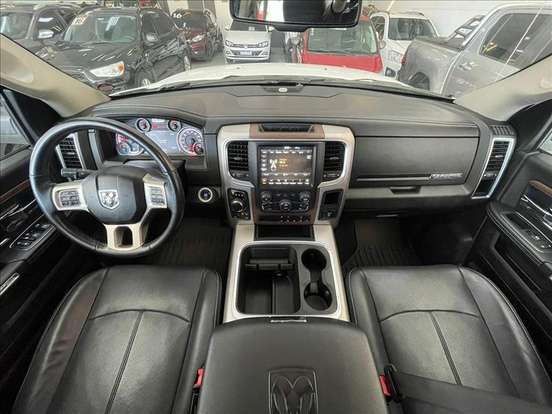 RAM-CLASSIC-5.7 V8 GASOLINA LARAMIE NIGHT EDITION CD 4X4 AUTOMÁTICO RAM-CLASSIC-2022