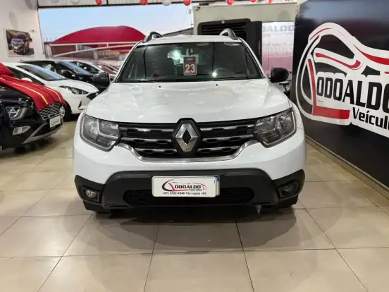 RENAULT-DUSTER-2022