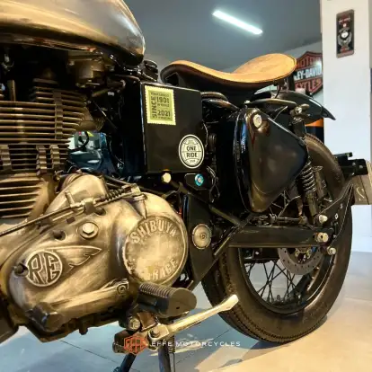 ROYAL ENFIELD-CLASSIC 500-2017