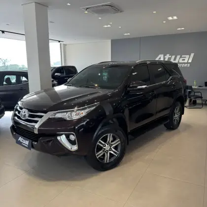 TOYOTA HILUX SW4 2.7 SR 4X2 16V FLEX 4P AUTOMÁTICO TOYOTA HILUX SW4 2.7 SR 4X2 16V FLEX 4P AUTOMÁTICO
