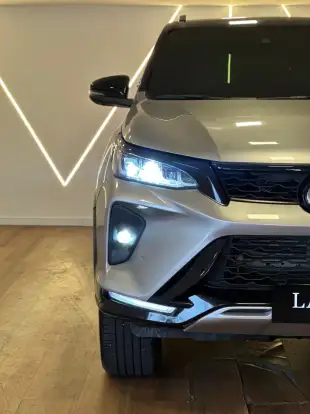 TOYOTA-HILUX SW4-2021