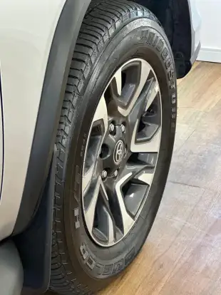 TOYOTA-HILUX SW4-2021
