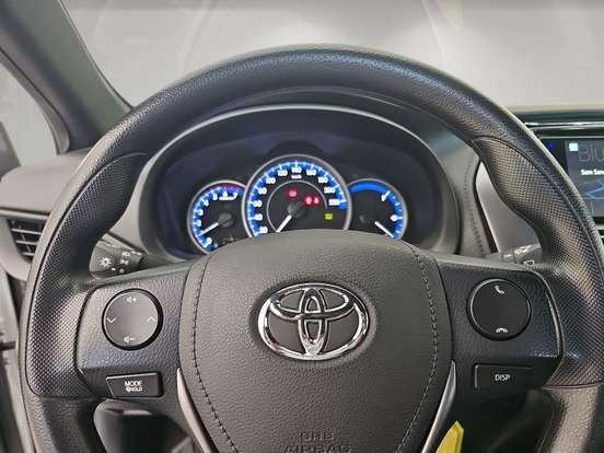 TOYOTA-YARIS-2024
