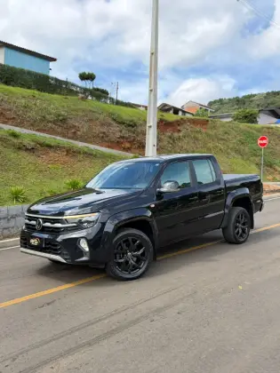 VOLKSWAGEN AMAROK 3.0 V6 TDI DIESEL HIGHLINE CD 4MOTION AUTOMÁTICO VOLKSWAGEN AMAROK 3.0 V6 TDI DIESEL HIGHLINE CD 4MOTION AUTOMÁTICO