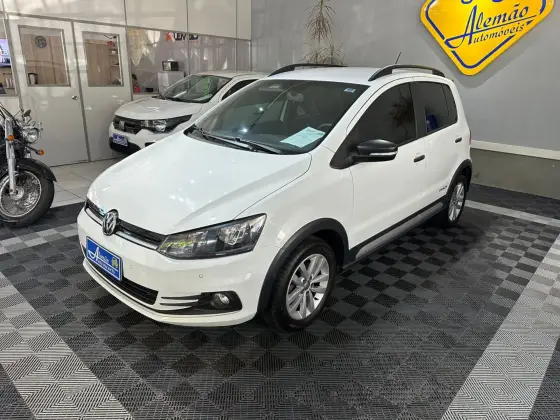 VOLKSWAGEN FOX 1.0 MPI TRACK 12V FLEX 4P MANUAL