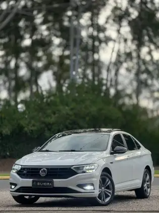 VOLKSWAGEN JETTA 1.4 250 TSI TOTAL FLEX R-LINE TIPTRONIC