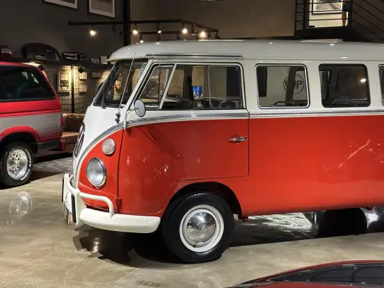 VOLKSWAGEN-KOMBI-1974