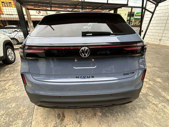 VOLKSWAGEN-NIVUS-1.0 200 TSI TOTAL FLEX HIGHLINE AUTOMÁTICO VOLKSWAGEN-NIVUS-2026