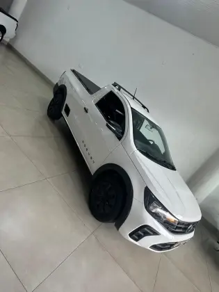 /en/city/cate-car-used-car/volkswagen-saveiro-2025-1-6-msi-robust-cs-16v-flex-2p-manual-48162728424114176/-5