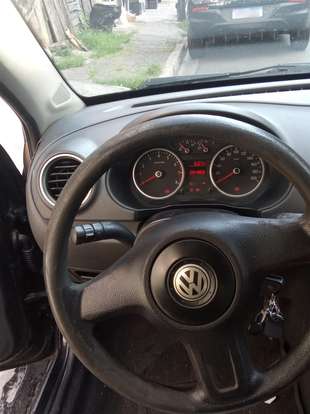 VOLKSWAGEN-GOL-2011