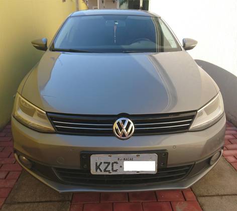 VOLKSWAGEN JETTA 2.0 COMFORTLINE FLEX 4P TIPTRONIC