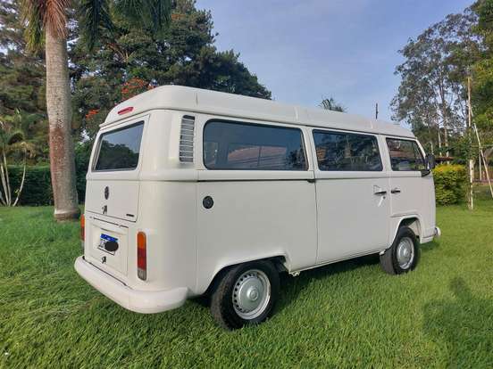 VOLKSWAGEN-KOMBI-1.4 MI STD 8V FLEX 3P MANUAL VOLKSWAGEN-KOMBI-2009