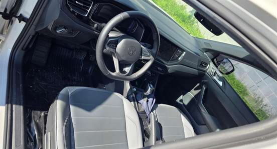 VOLKSWAGEN-NIVUS-1.0 200 TSI TOTAL FLEX HIGHLINE AUTOMÁTICO VOLKSWAGEN-NIVUS-2024