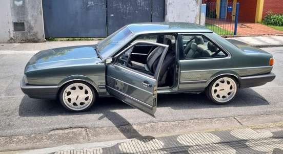 VOLKSWAGEN-SANTANA-2.0 GLS 8V ÁLCOOL 2P AUTOMÁTICO VOLKSWAGEN-SANTANA-1988