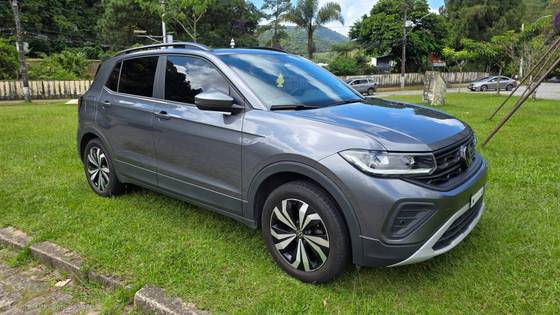 VOLKSWAGEN T-CROSS 1.0 200 TSI TOTAL FLEX AUTOMÁTICO