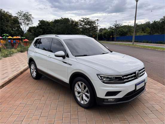 VOLKSWAGEN-TIGUAN-1.4 250 TSI TOTAL FLEX ALLSPACE COMFORTLINE TIPTRONIC VOLKSWAGEN-TIGUAN-2018
