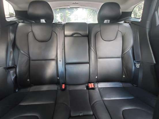 VOLVO-V40-2.0 T4 COMFORT TURBO GASOLINA 4P AUTOMÁTICO VOLVO-V40-2014
