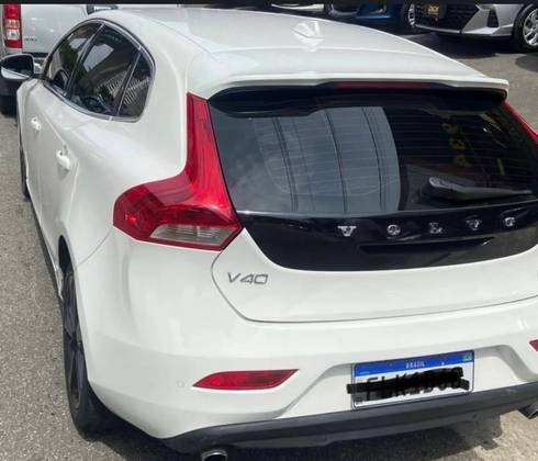VOLVO V40 2.0 T4 DYNAMIC TURBO GASOLINA 4P AUTOMÁTICO
