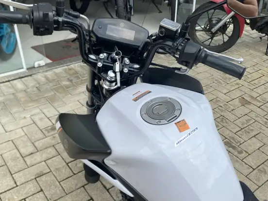 YAMAHA-FACTOR 150 STANDARD YAMAHA-FACTOR 150 STANDARD-2025