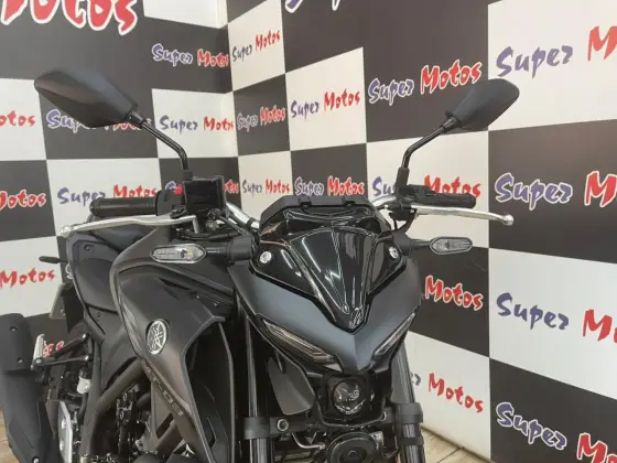 YAMAHA MT-03 CONNECTED ABS 