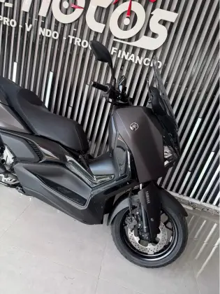 YAMAHA XMAX 300 CONNECTED ABS 