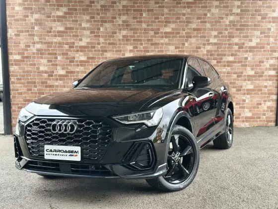 AUDI Q3 2.0 40 TFSI GASOLINA SPORTBACK PERFORMANCE BLACK QUATTRO TIPTRONIC