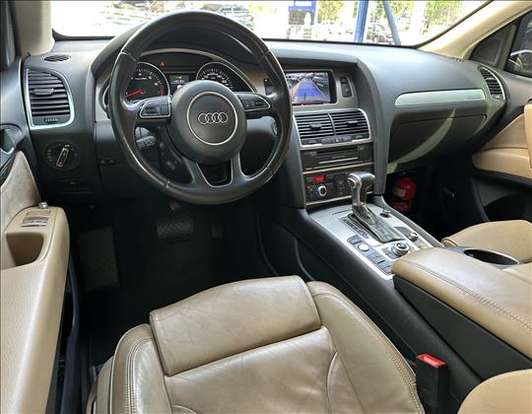 AUDI-Q7-2014